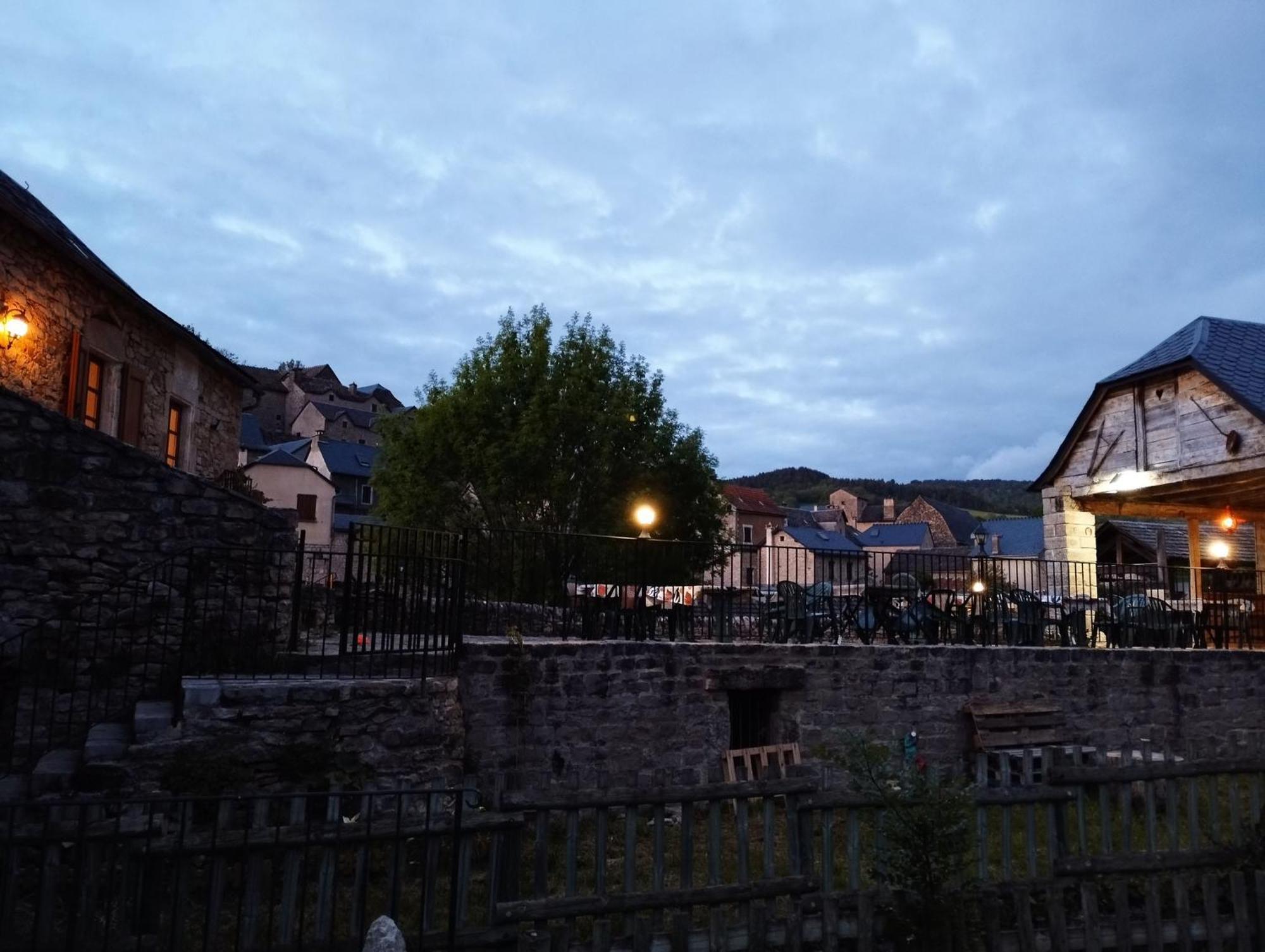 Chambres D'Hotes Le Moulin D'Auxillac La Canourgue Esterno foto